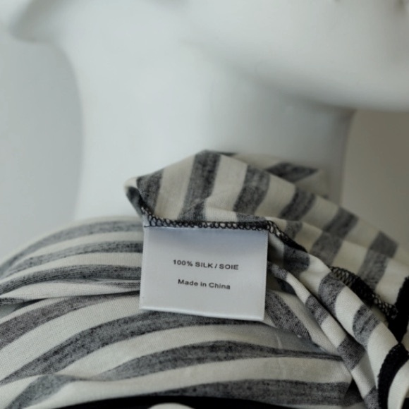 TORY BURCH Silk Stipe Blouse Long sleeve - Size Small - Picture 4 of 4